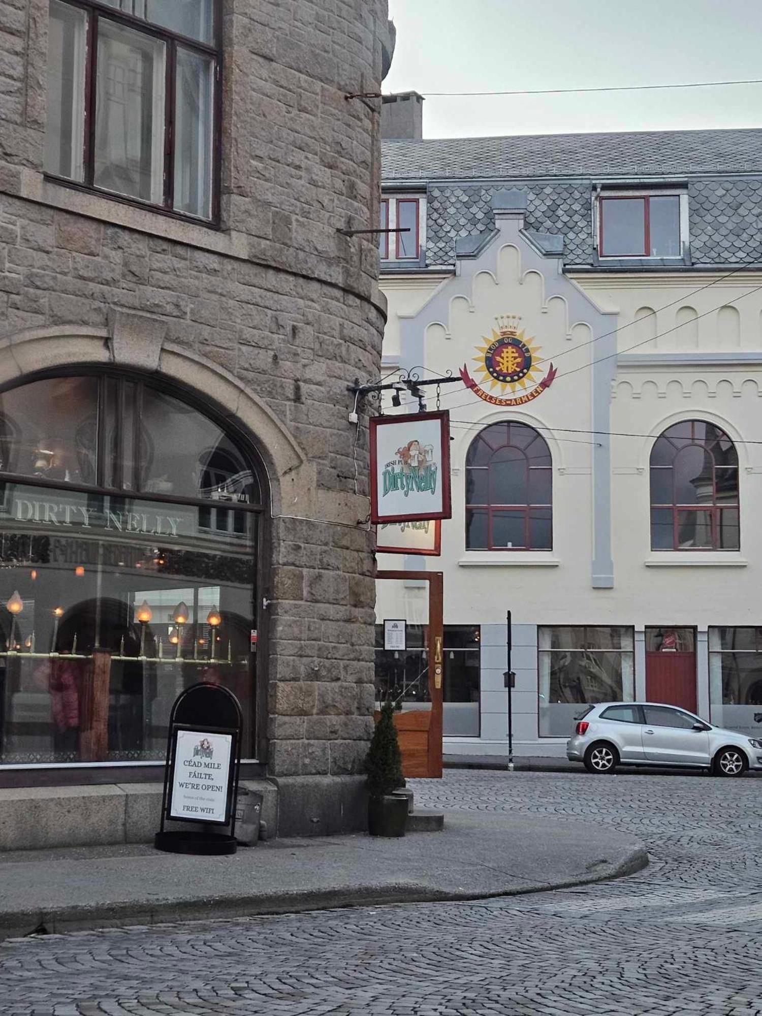 In The Heart Of Brosundet! Fully Equipped 3 Bed Room Ap Ålesund Buitenkant foto